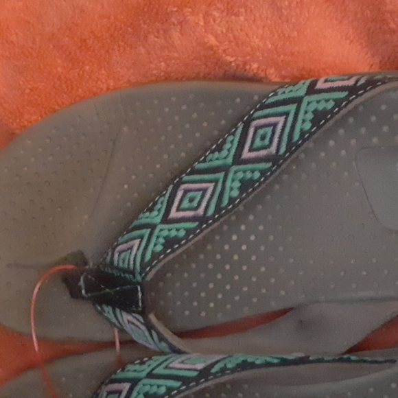 Very cute Skechers outdoor lifestyle women's sandals - Picture 3 of 3